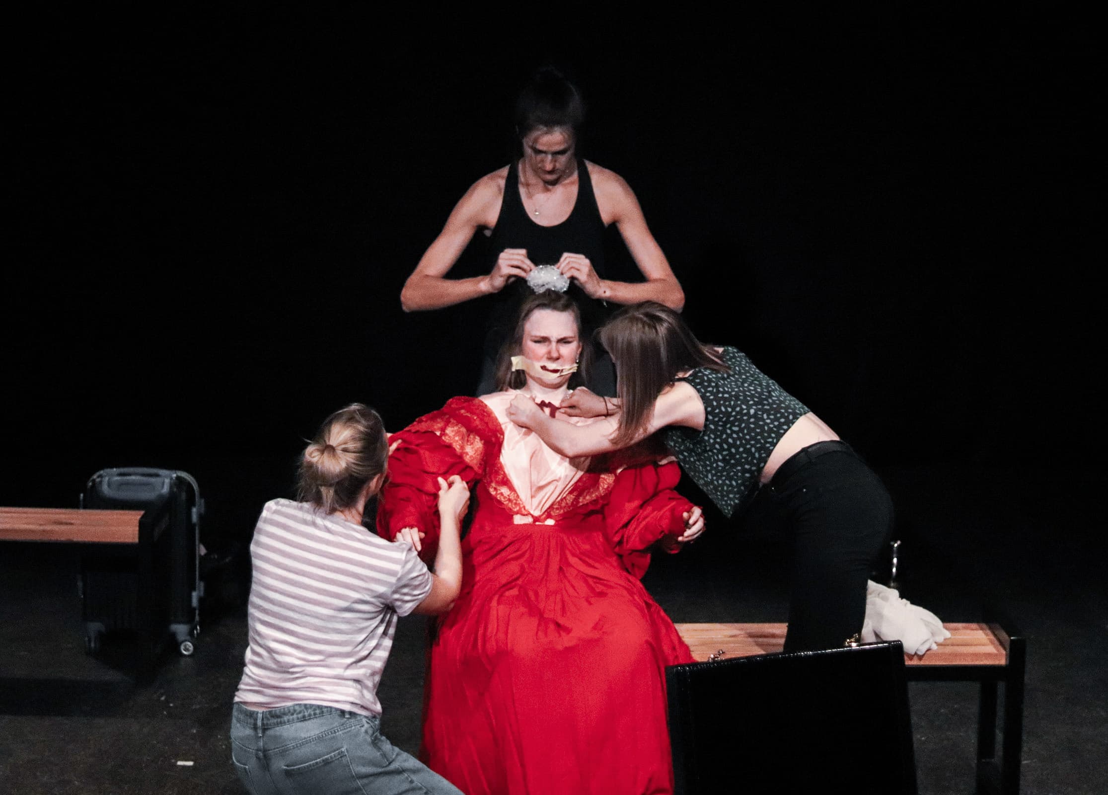 image00104.jpeg?f2402fb6324f19cd735762dc7f4be357