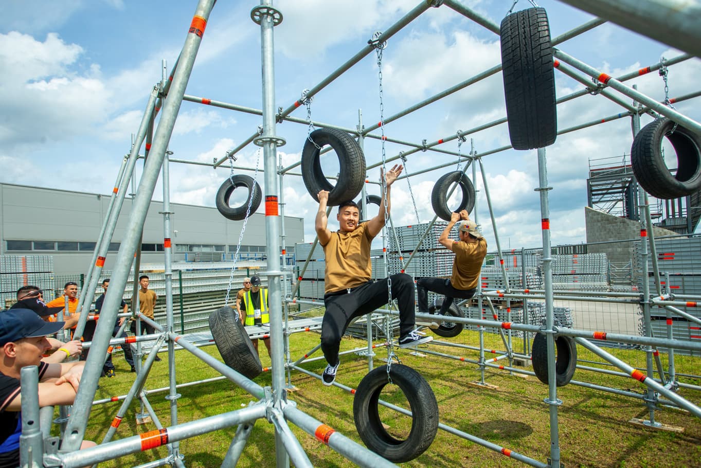 sQtSs_sca5.jpeg?81c90778391eb4a8a6d41d5acc9b54c2