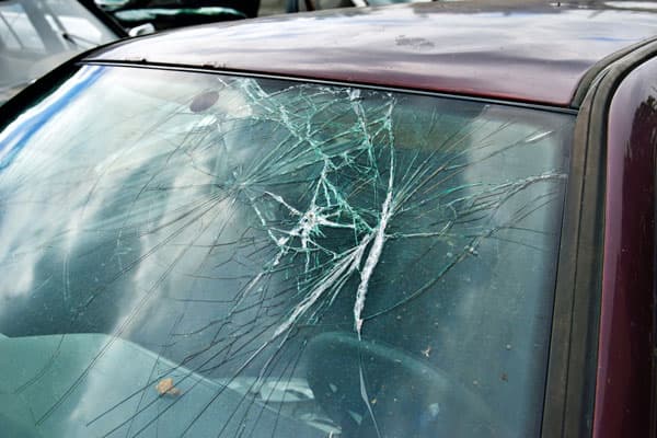 what-should-be-the-cause-of-concern-if-you-have-to-deal-with-a-broken-windshield.jpeg?814d8826261122f61dd26ef4cc993519