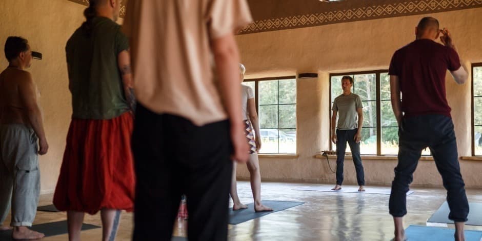 TRE - Įtampos ir traumų paleidimo pratimų praktika Marijampolėje