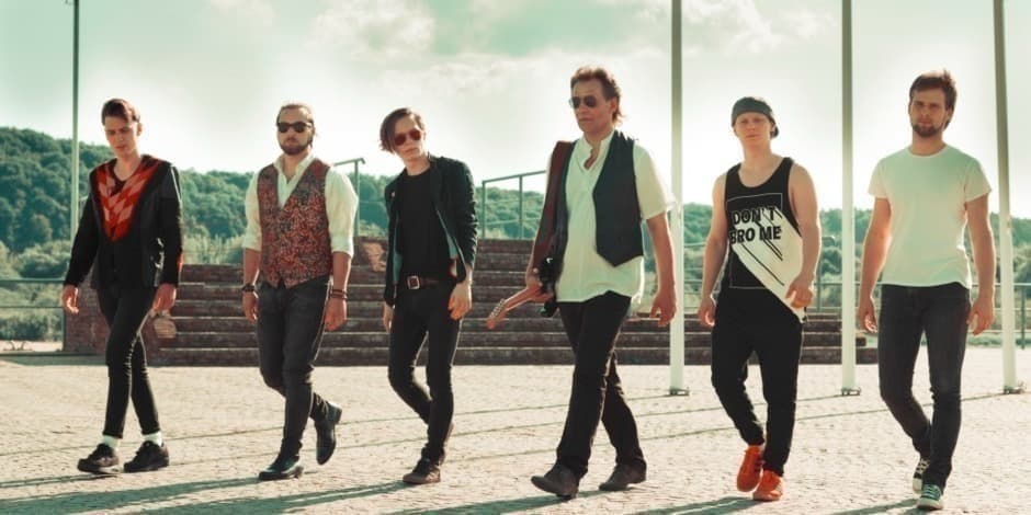 HIPERBOLĖS LEGENDA IGORIS BERINAS SU GRUPE HUGE SOUL / KOLONADA