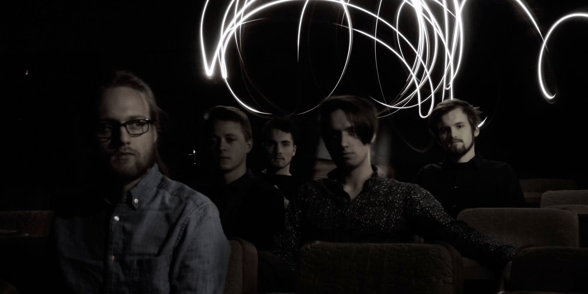 Gyva jazz muzika Jazz Cellar 11 bare. D.Jurevičius group koncertas.