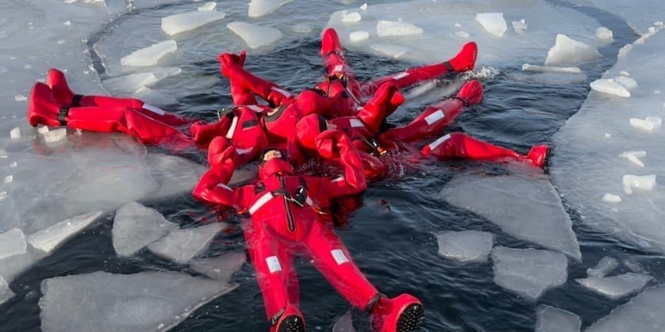 Arktinis plūduriavimas Vilniuje 02-21 I ICYway