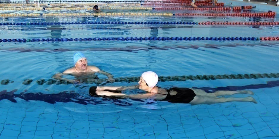 Grupinės plaukimo pamokos suaugusiems Visagino baseine