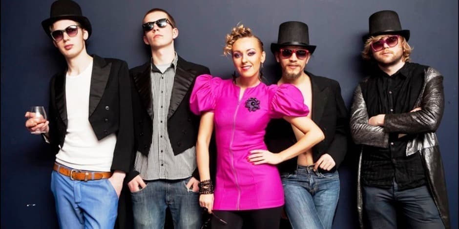 BAIBA IR GYVO GARSO GRUPĖ  „80S, 90S LIVE“ | KOLONADA