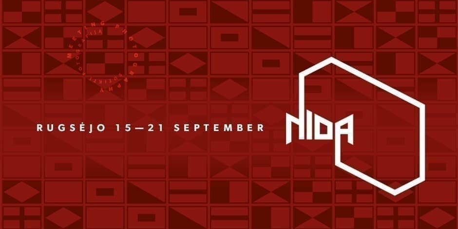 NIDA. Sutikti fotografiją