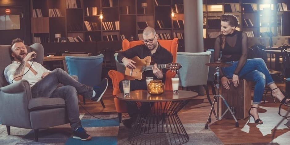 03.22 DAGNA ACOUSTIC 4. KOVERIAI + LT HITAI //  KOLONADA