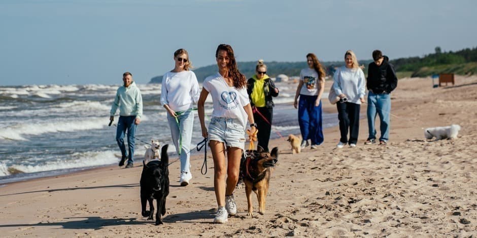 Švyturio arenos gimtadienio žygis su Linksmosiomis pėdutėmis