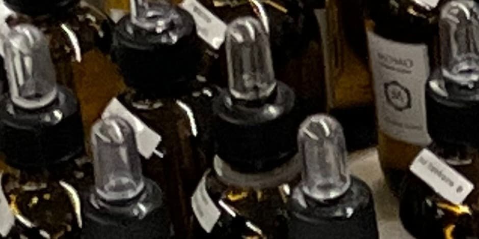 Thee Art of Making a Perfume