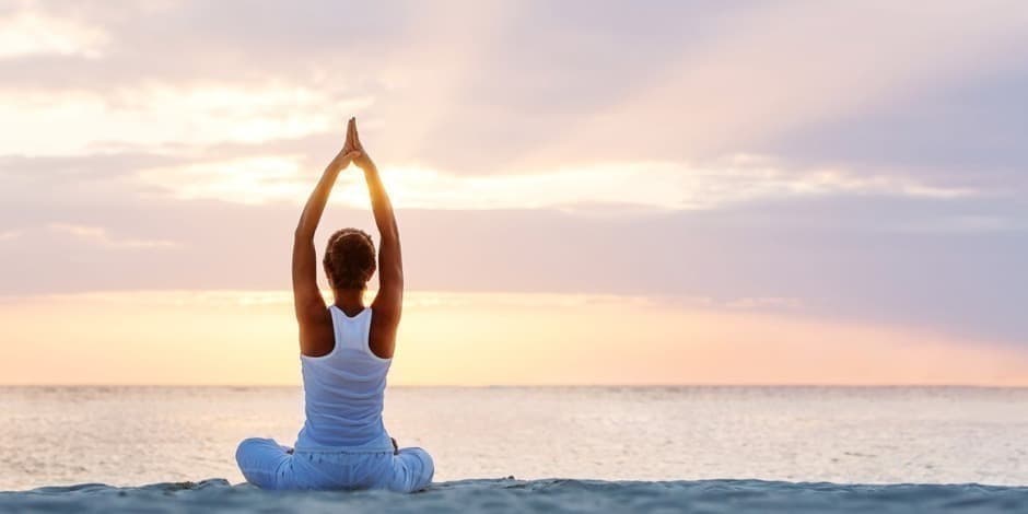 Rytiniai Šri Šri Jogos užsiėmimai