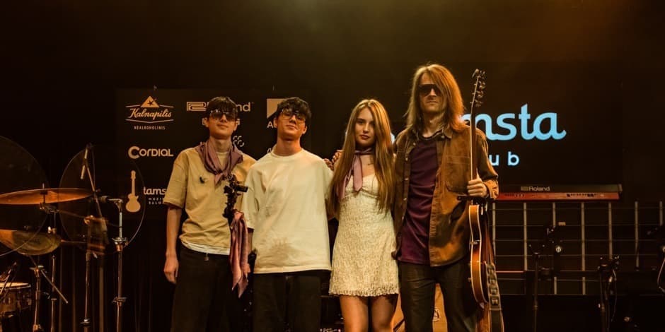 midnight harbour | Hogas